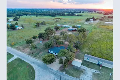 1300 County Road 1550, Chico, TX 76431 - Photo 25