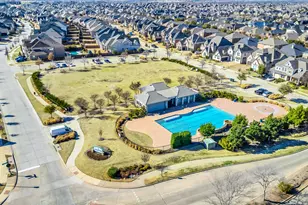 1044 Holly Anne Ln, Aubrey, TX 76227 - Photo 19