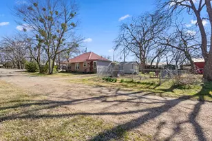 504 S Main St, Kemp, TX 75143 - Photo 27