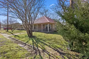 504 S Main St, Kemp, TX 75143 - Photo 3
