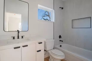 2706 Valentine St, Dallas, TX 75215 - Photo 25