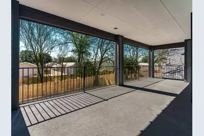 2706 Valentine Street, Dallas, TX 75215 - Photo 9