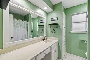 1904 Bay Oaks Ct, Fort Worth, TX 76112 - Photo 13