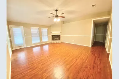 2800 Kempton Drive, Arlington, TX 76001 - Photo 3