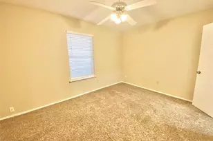 2800 Kempton Dr, Arlington, TX 76001 - Photo 23