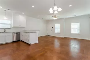 910 W Knox St, Ennis, TX 75119 - Photo 11