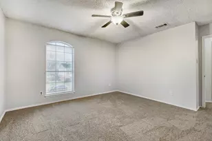 2112 Meadowview Dr, Corinth, TX 76210 - Photo 23