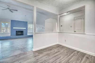 1505 W Lamar Boulevard, Arlington, TX 76012 - Photo 9