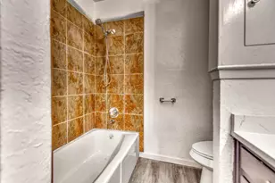 1505 W Lamar Blvd, Arlington, TX 76012 - Photo 13