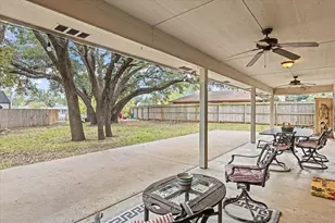 1609 Cheyenne Trail, Granbury, TX 76048 - Photo 27