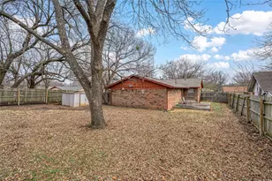 702 Hillside Dr, Sherman, TX 75090 - Photo 19