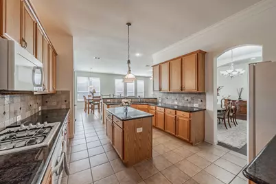 5325 Dove Creek Drive, Fort Worth, TX 76244 - Photo 9