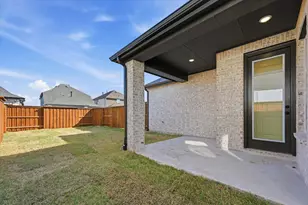 2068 Cuellar Wy, Van Alstyne, TX 75495 - Photo 21