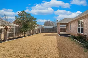 2517 Early Bird Dr, Arlington, TX 76001 - Photo 25