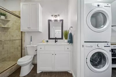 2550 Wedglea Drive, Dallas, TX 75211 - Photo 17