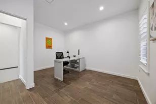 2550 Wedglea Dr, Dallas, TX 75211 - Photo 13