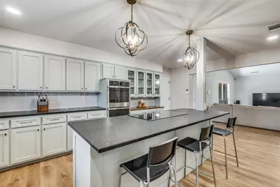 4302 Kingswick Drive, Arlington, TX 76016 - Photo 17