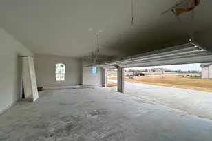 807 Valley Ridge Rd, Van Alstyne, TX 75495 - Photo 3