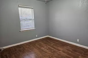 808 McCurry Ave, Bedford, TX 76022 - Photo 19