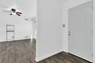 1025 S Maurice Ave, Denison, TX 75020 - Photo 5