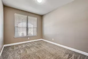 410 Club House Dr, Allen, TX 75002 - Photo 5