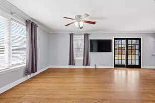 9403 Thornberry Ln, Dallas, TX 75220 - Photo 7