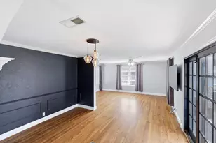 9403 Thornberry Ln, Dallas, TX 75220 - Photo 15