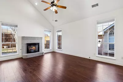 2505 Lakeshore Drive, Flower Mound, TX 75028 - Photo 9