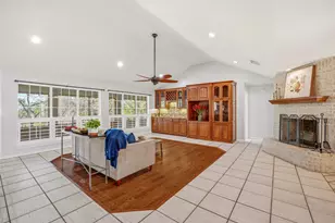 2700 Solar Ct, Granbury, TX 76049 - Photo 7