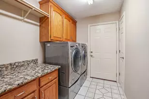 2700 Solar Ct, Granbury, TX 76049 - Photo 11