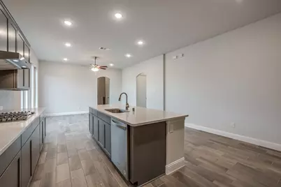 8768 Treeline Parkway, Justin, TX 76247 - Photo 5