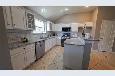 620 Azalea, Glenn Heights, TX 75154 - Photo 21