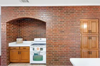 717 Ashley Drive, Hurst, TX 76054 - Photo 7