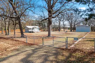 6330 Farm Rd 1402, Mt Pleasant, TX 75455 - Photo 27