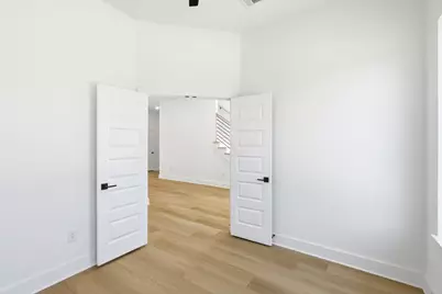 167 W Shore, Lewisville, TX 75057 - Photo 5