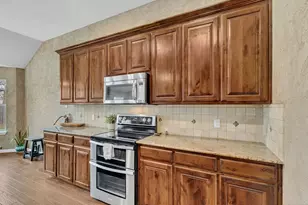 805 Linda Dr, Joshua, TX 76058 - Photo 9