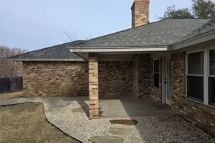 10168 Stoneleigh Dr, Benbrook, TX 76126 - Photo 15