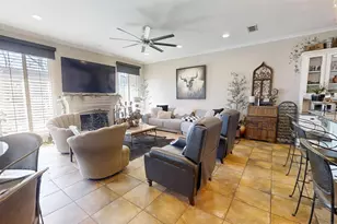 8810 S Hampton Dr, Granbury, TX 76049 - Photo 11