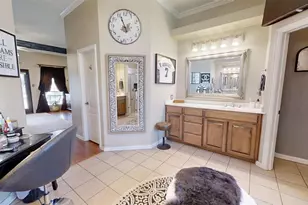 8810 S Hampton Dr, Granbury, TX 76049 - Photo 15
