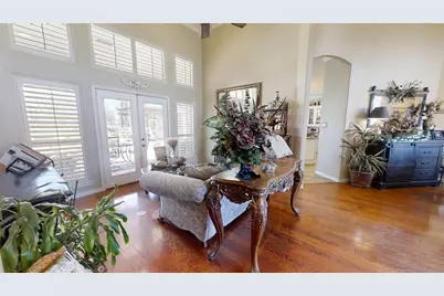 8810 S Hampton Drive, Granbury, TX 76049 - Photo 5