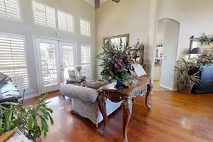 8810 S Hampton Dr, Granbury, TX 76049 - Photo 5