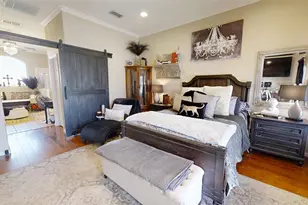 8810 S Hampton Dr, Granbury, TX 76049 - Photo 13
