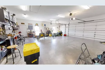 8810 S Hampton Drive, Granbury, TX 76049 - Photo 23