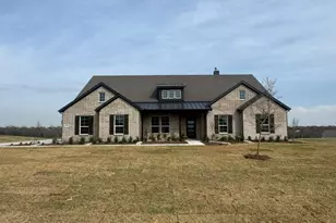 809 Valley Ridge Rd, Van Alstyne, TX 75495 - Photo 1