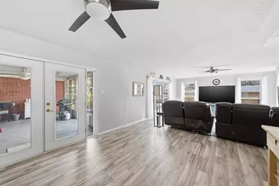 5318 Lake Lindenwood Drive, Waco, TX 76710 - Photo 11