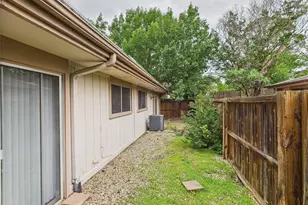 4421 Westminster Dr, Irving, TX 75038 - Photo 13