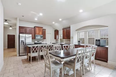 803 Lakeview Drive, Alvarado, TX 76009 - Photo 11