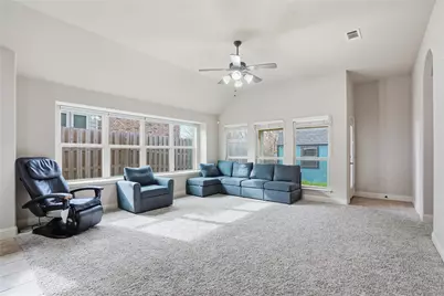 803 Lakeview Drive, Alvarado, TX 76009 - Photo 15