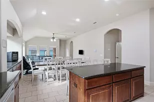 803 Lakeview Dr, Alvarado, TX 76009 - Photo 13