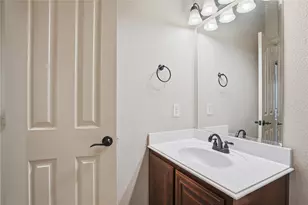 803 Lakeview Dr, Alvarado, TX 76009 - Photo 21